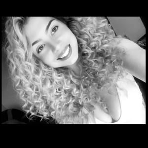 Meet your Posher, Sydneé